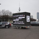 Unser mobiler LED Video Cube mit 36 m² umlaufender Videoanlage auf Stage-Trailer im Dezember 2015 am Alexanderplatz in Berlin!